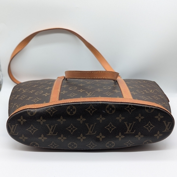 Louis Vuitton Monogram Canvas Hudson Tote - Picture 5 of 16